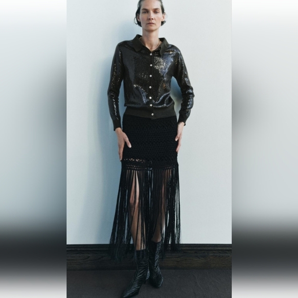 Zara Dresses & Skirts - Zara Crochet Knit Fringe Black Skirt